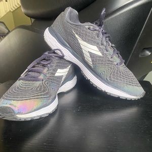 Diadora Mythos Blushield Fly Hip Sneakers